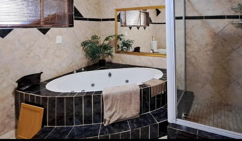 4 Bedroom Property for Sale in Robertson Western Cape